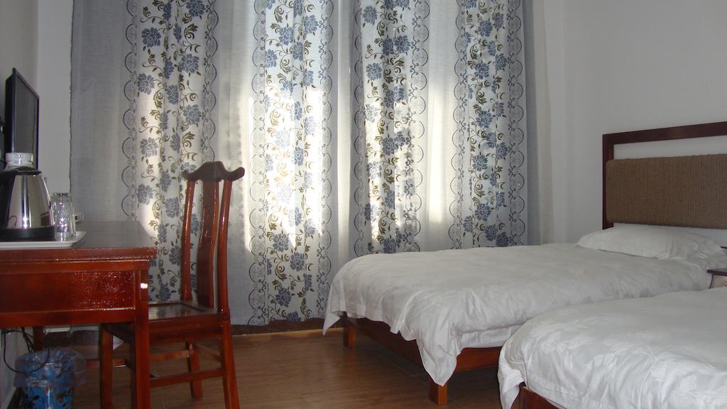 Faier Harbour Inn Дали Номер фото